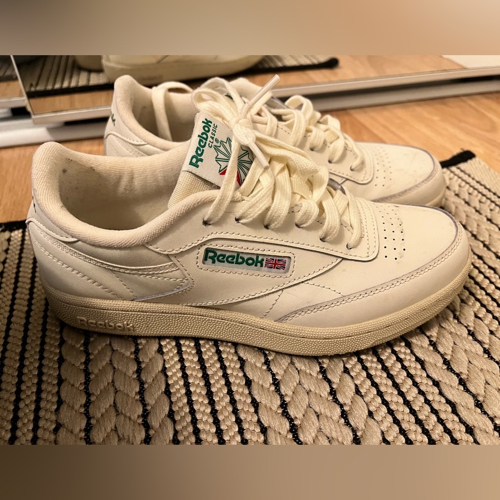 Reebok Sneaker size 5.5